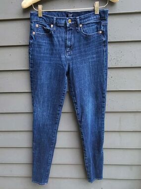 Gap Premium Super Skinny Factory Jeans 8/29